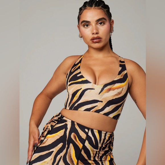 Savage x Fenty sport WILDCAT ANIMAL INSTINXX STRAPPY-BACK TANK size small new - Picture 7 of 8